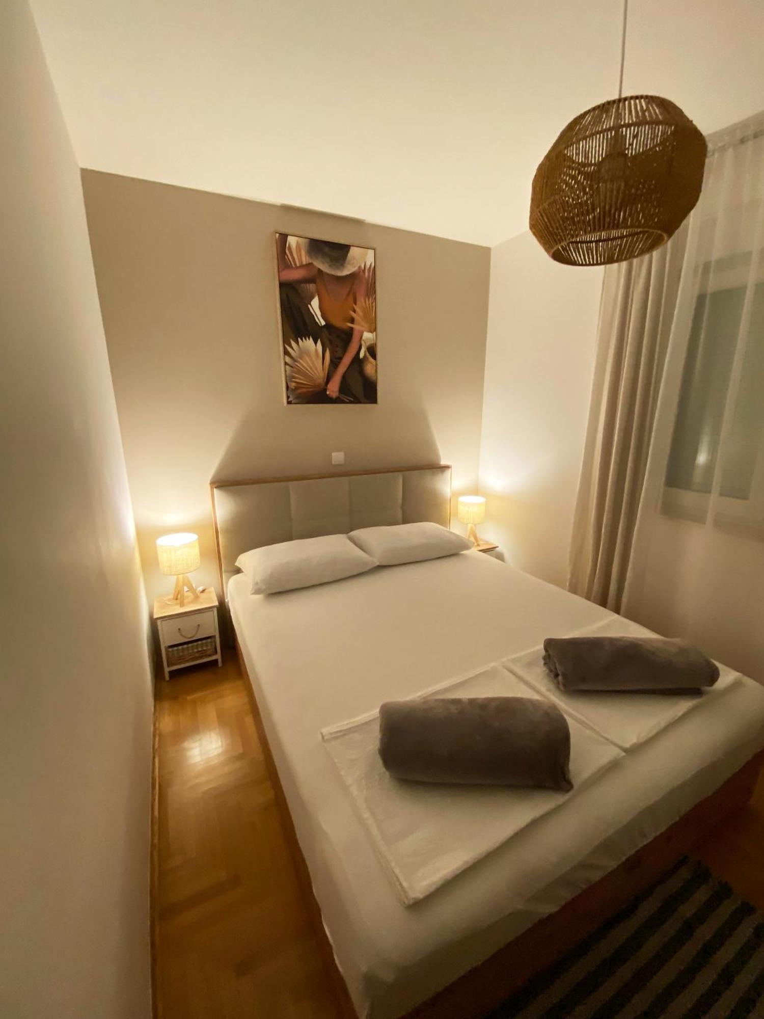 Apartment Dalmatino Baska Voda Bagian luar foto